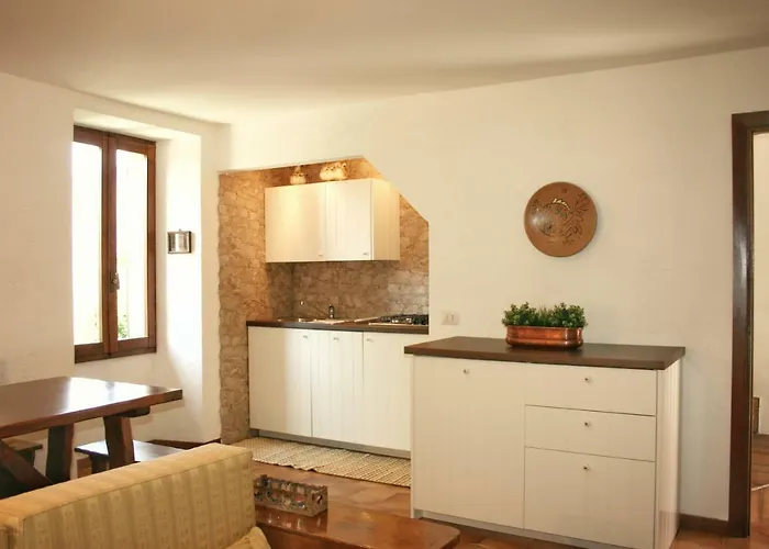 Casa Bucaneve & Ciclamino Gravedona
